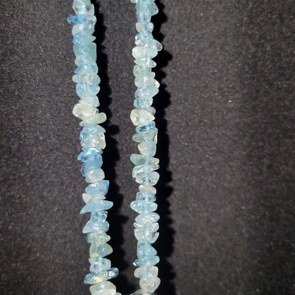 Chic Vintage Aquamarine Color Glass Beaded Necklace With Barrel Clasp (Copy)